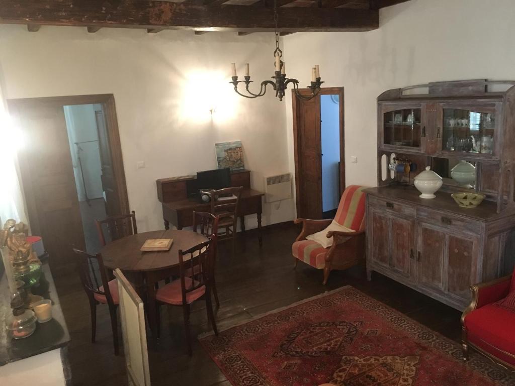 Appartement 2 chambres A Casa De Giovanni의 외관과 정원