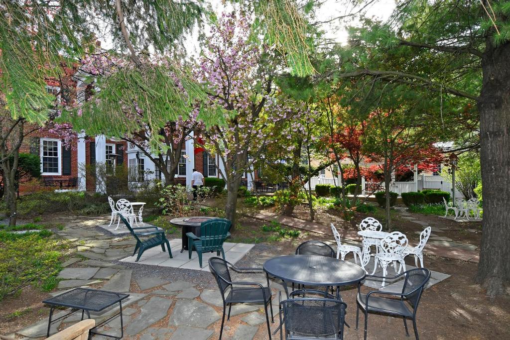 The Country Inn of Berkeley Springs photo
