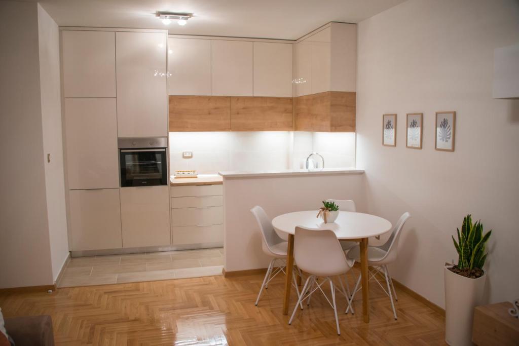 Apartman Astoria - 2