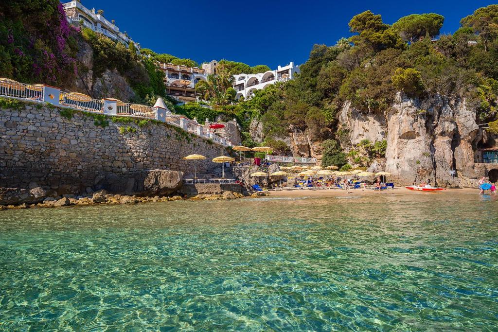 Grand Hotel Le Rocce photo