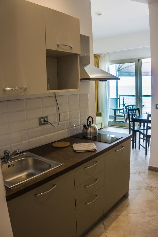 IG-Tysandros Hotel Apartments 전경