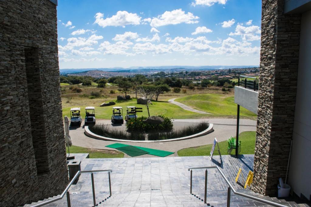 Luxury 2 Bedroom Lifestyle Apartment in Golf Estate photo