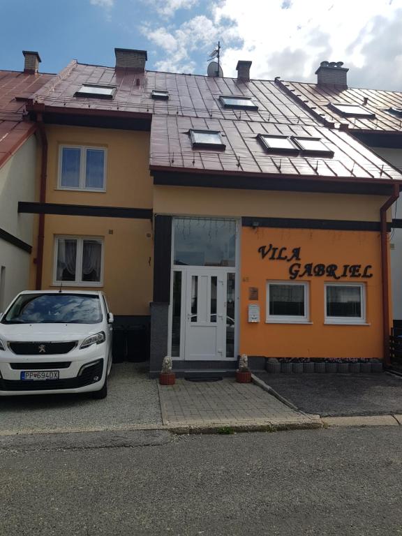 Vila Gabriel — Hotel in Nova Lesna