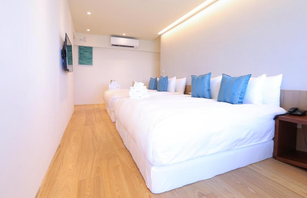 Quadruple Room with Sea View