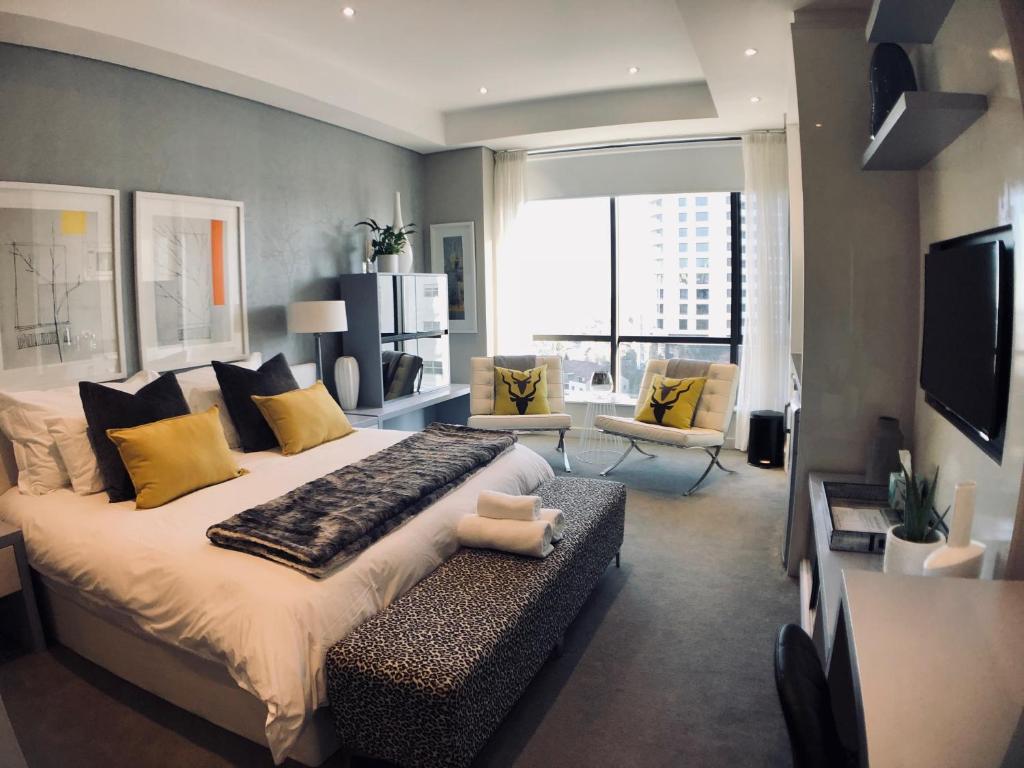 Sandton Skye Suites — Hotel in Johannesburg