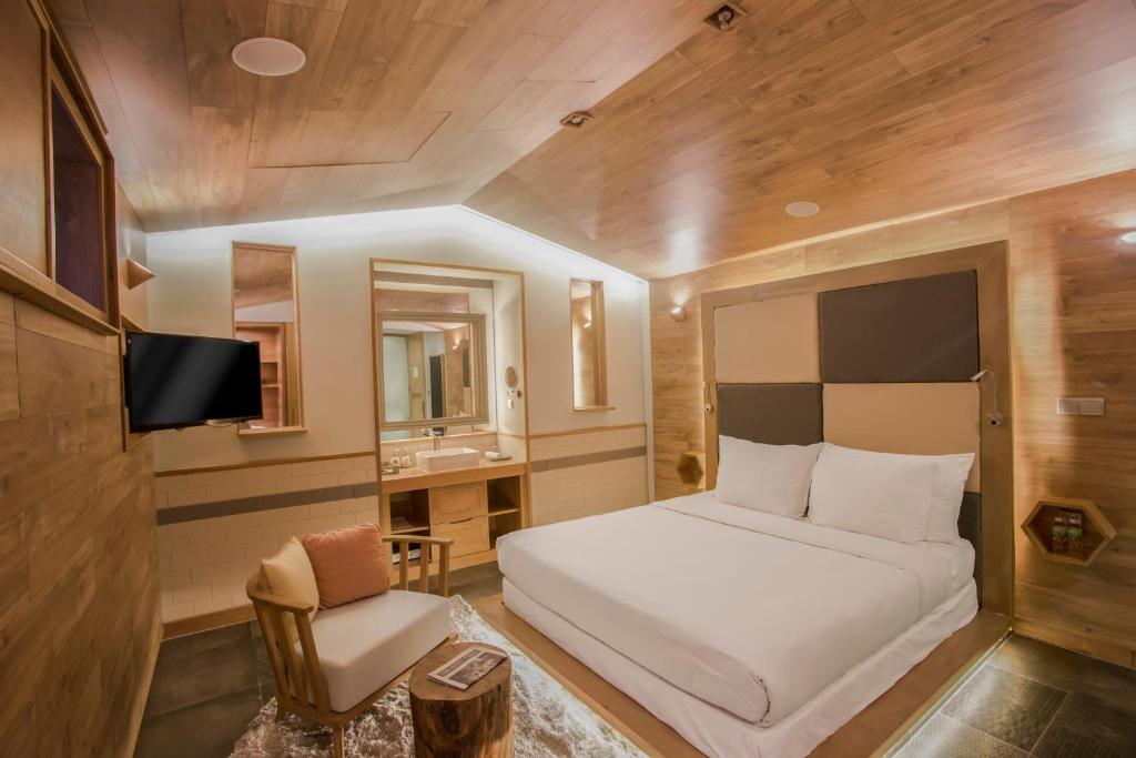 Ho Chi Minh City Fusion Suites Saigon Additional