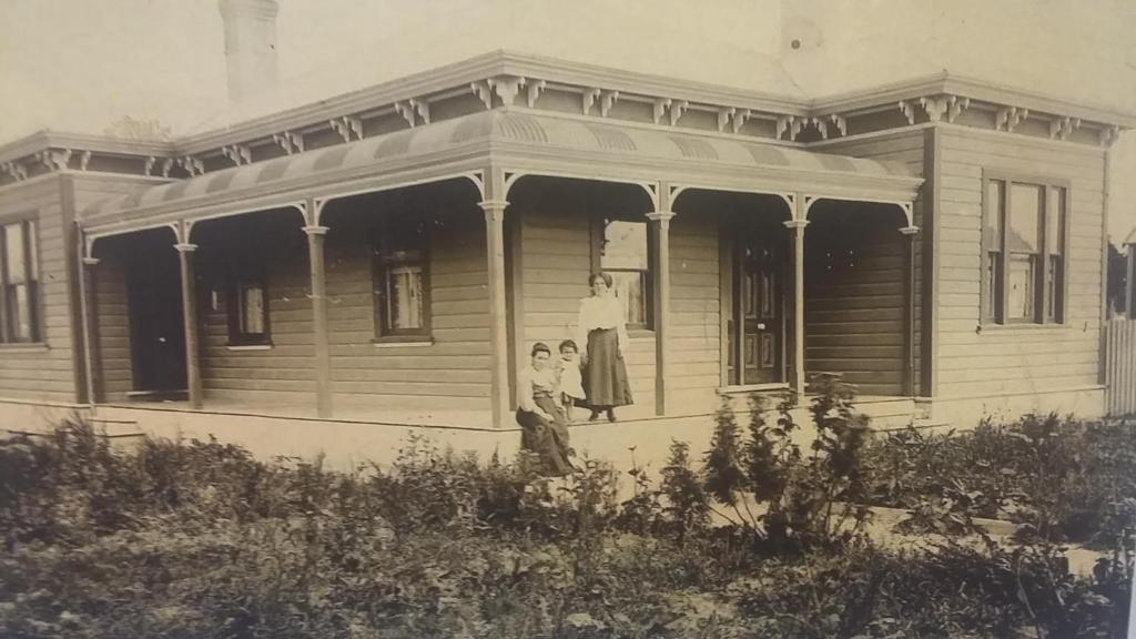 Stopforths Motel photo
