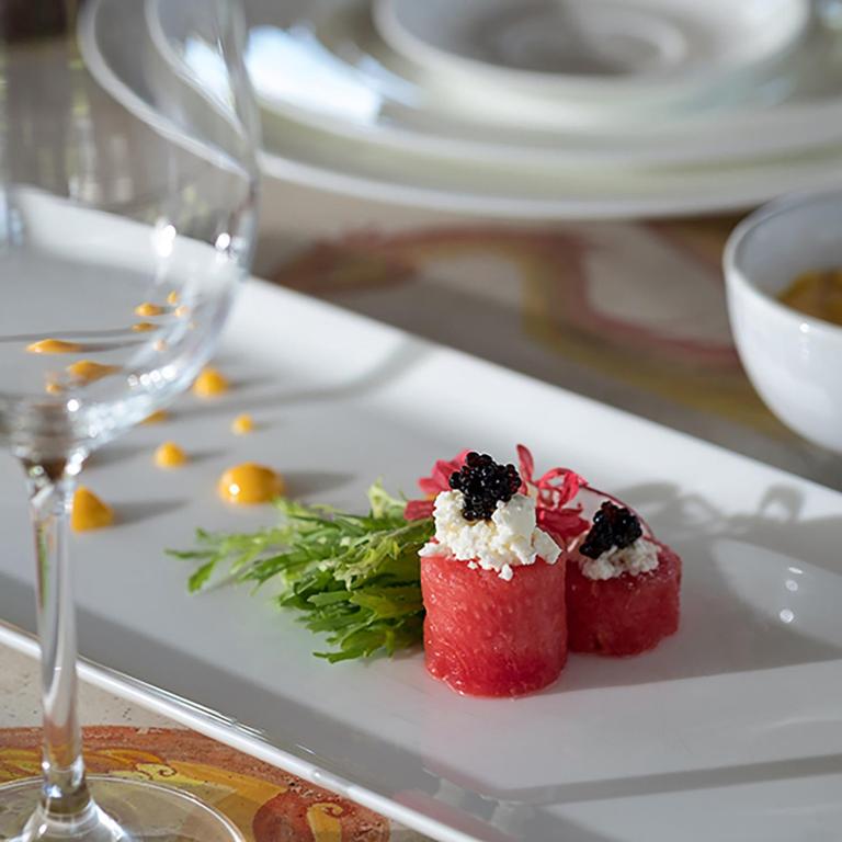 طعام و مشروبات