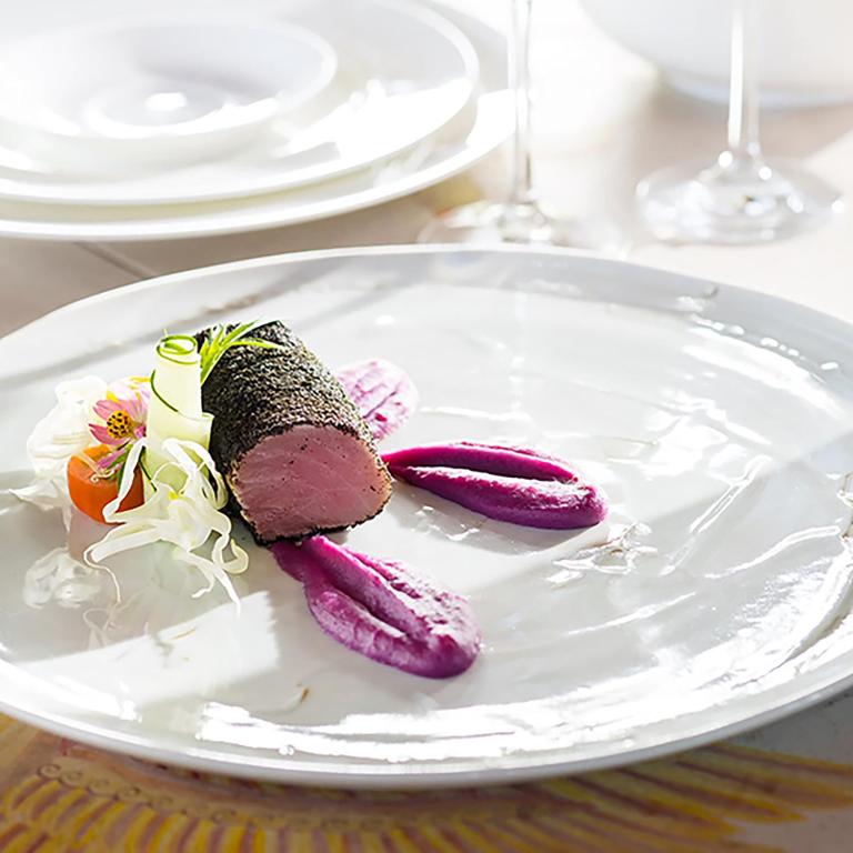 طعام و مشروبات