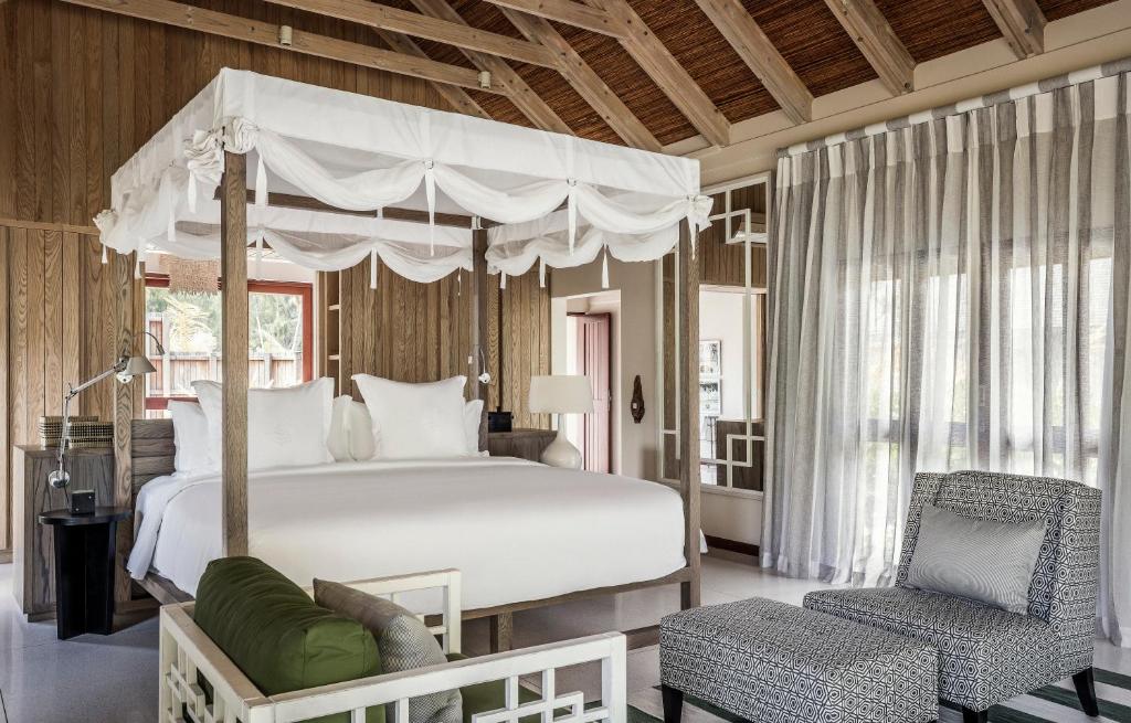 Four Seasons Resort Seychelles at Desroches Island photo