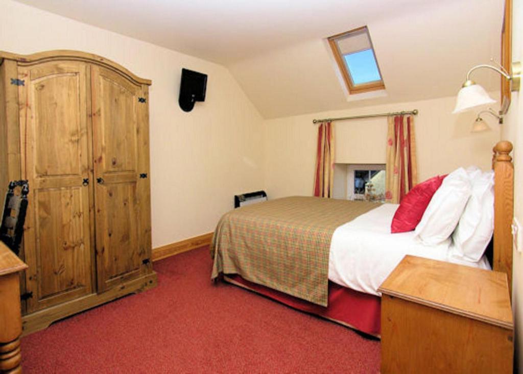 The Anvil Bar B&B photo