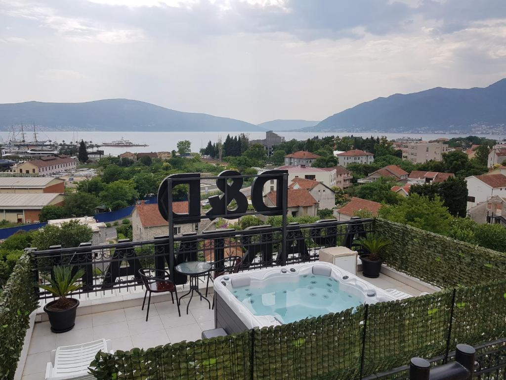 Hot tub, D&D Apartments Tivat in Tivat