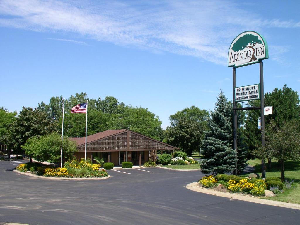 Arbor Inn of Historic Marshall — Hotel in Marshall (MI)