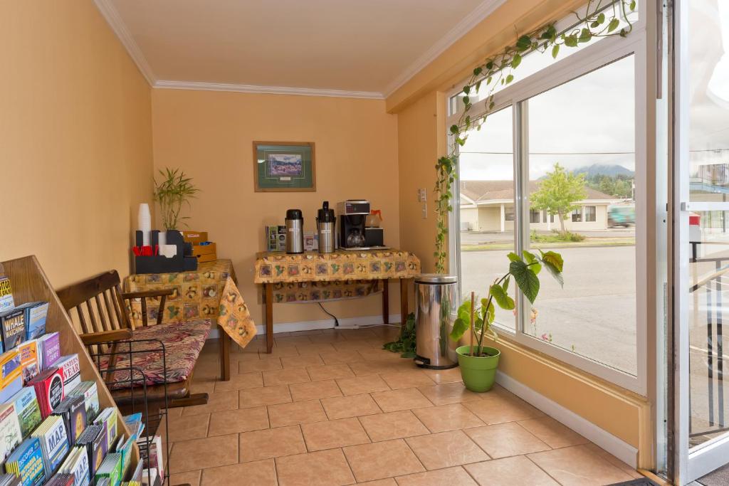 Riviera Inn photo