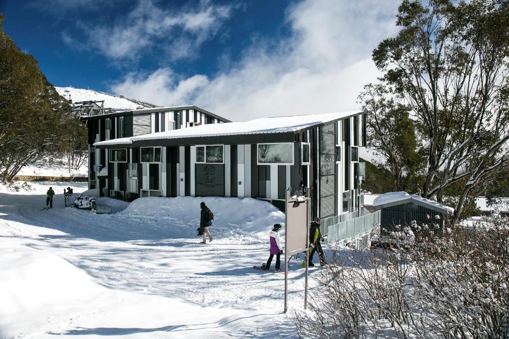 Elk at Falls — Hotel in Falls Creek