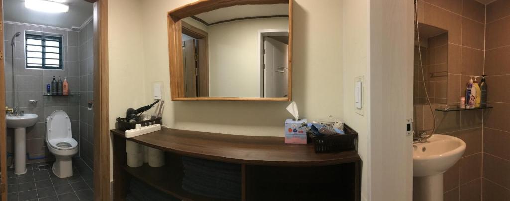 Take 1 Guesthouse Hongdae