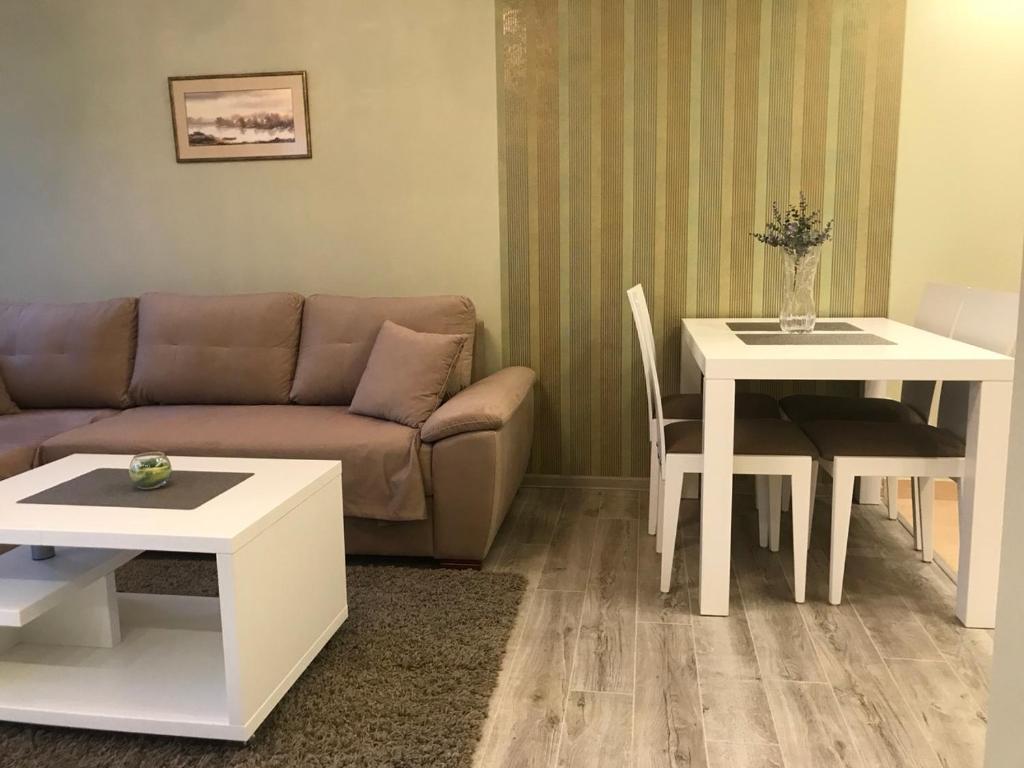 Apartman Sofia — Hotel in Vrnjacka Banja