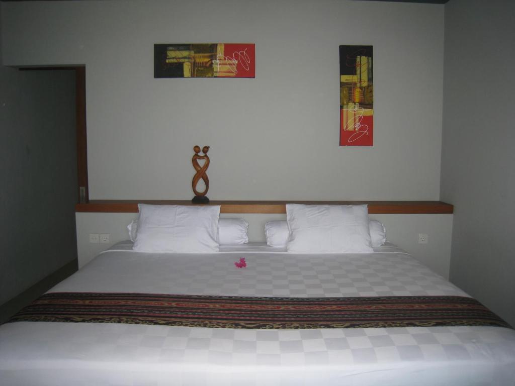 Standard Double Room, Cafe Alberto B and B in Lombok