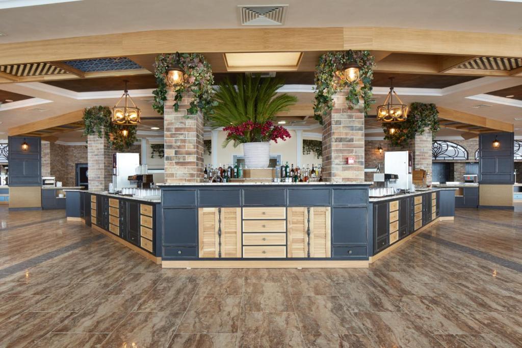 Paradise Beach Residence - Ultra All Inclusive — Restaurant & bars in Sveti Vlas, Burgas Region