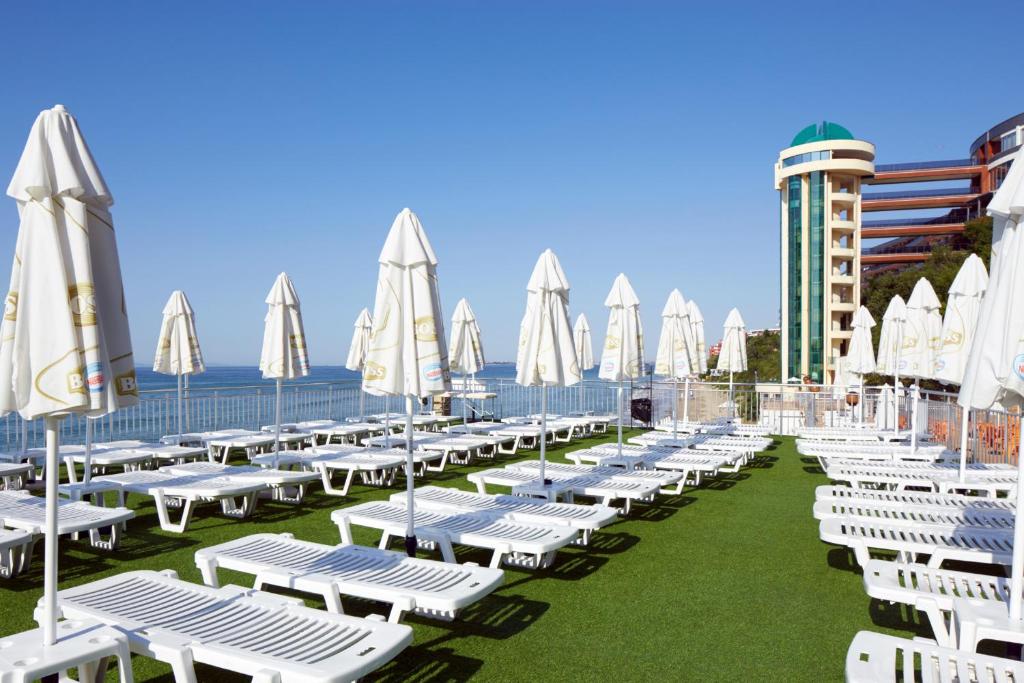 Paradise Beach Residence - Ultra All Inclusive — Hotel building in Sveti Vlas, Burgas Region
