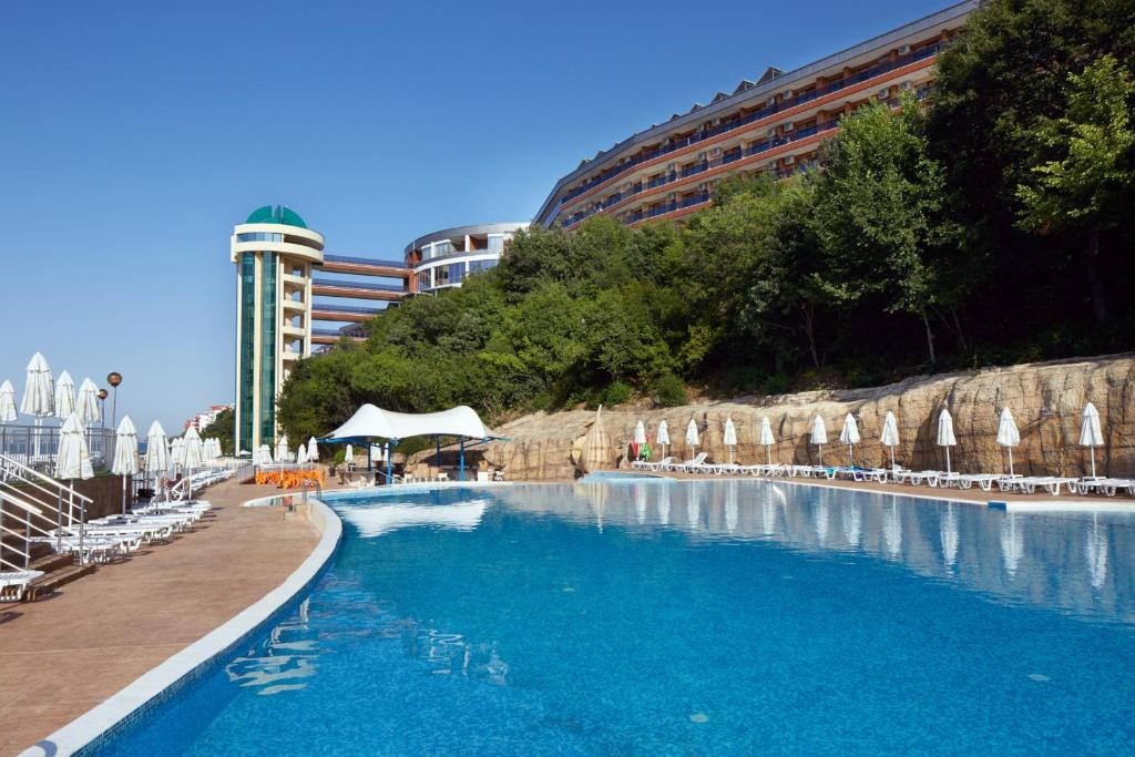 Paradise Beach Residence - Ultra All Inclusive — Swimming pool in Sveti Vlas, Burgas Region