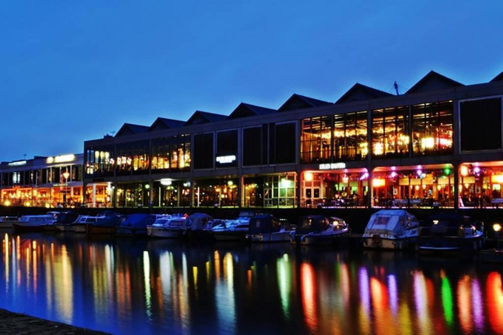 Victorian Waterfront House, Bristol photo 4