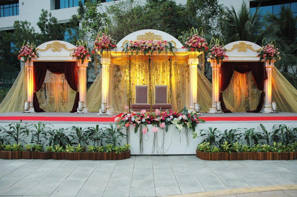 Banquet hall