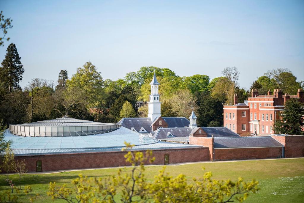 Hinxton Hall Conference Centre — Hotel in Cambridge