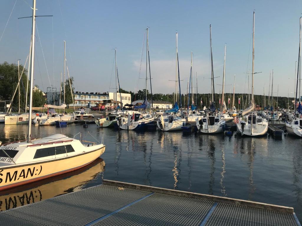 Dom nad jeziorem Charzykowy, Charzykowy