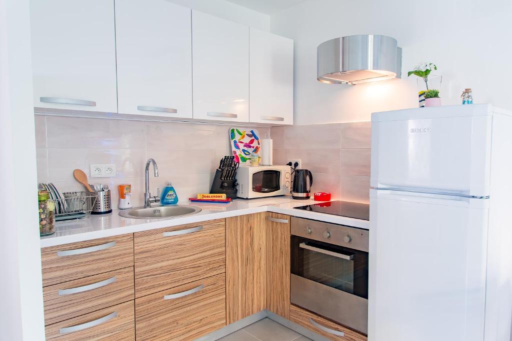 552 AVENUE DE VALESCURE - 2