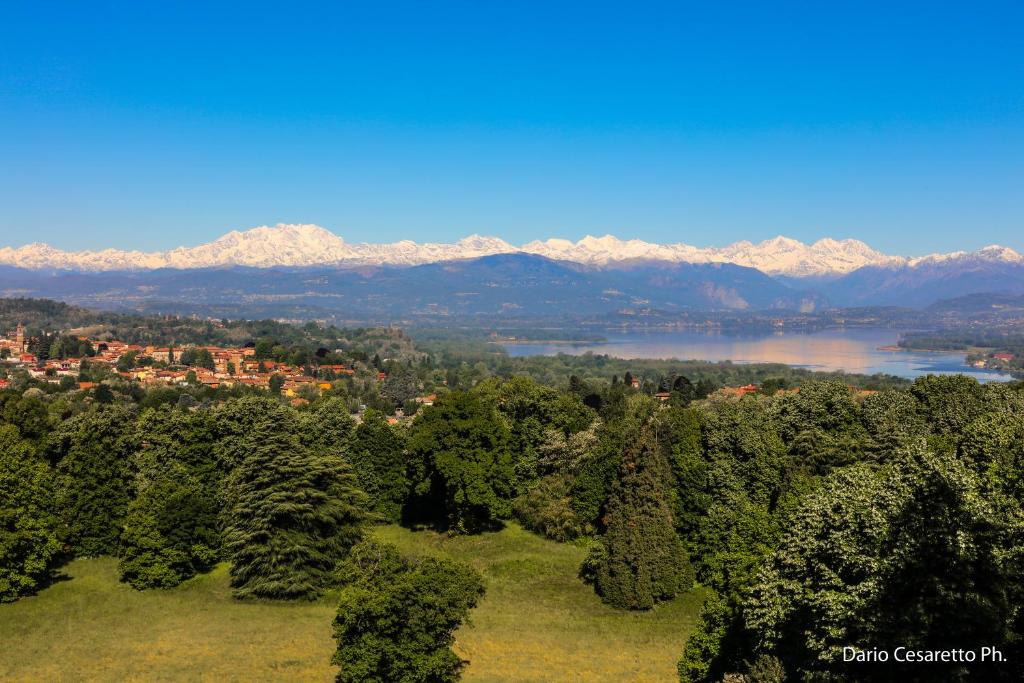 Villa Cagnola photo