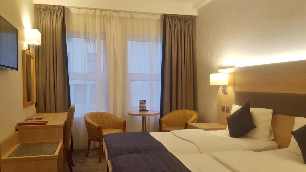 Szoba 2 külön ággyal