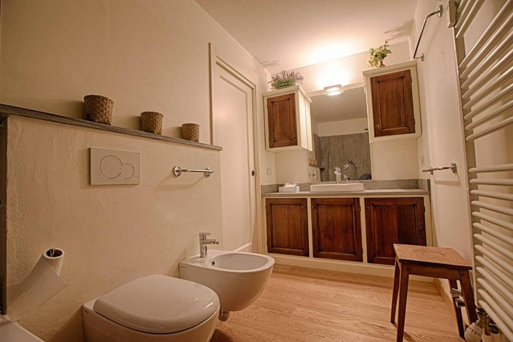 ALTIDO Superb Apartments for 6 with Mountain View and Garden in Courmayeur photo