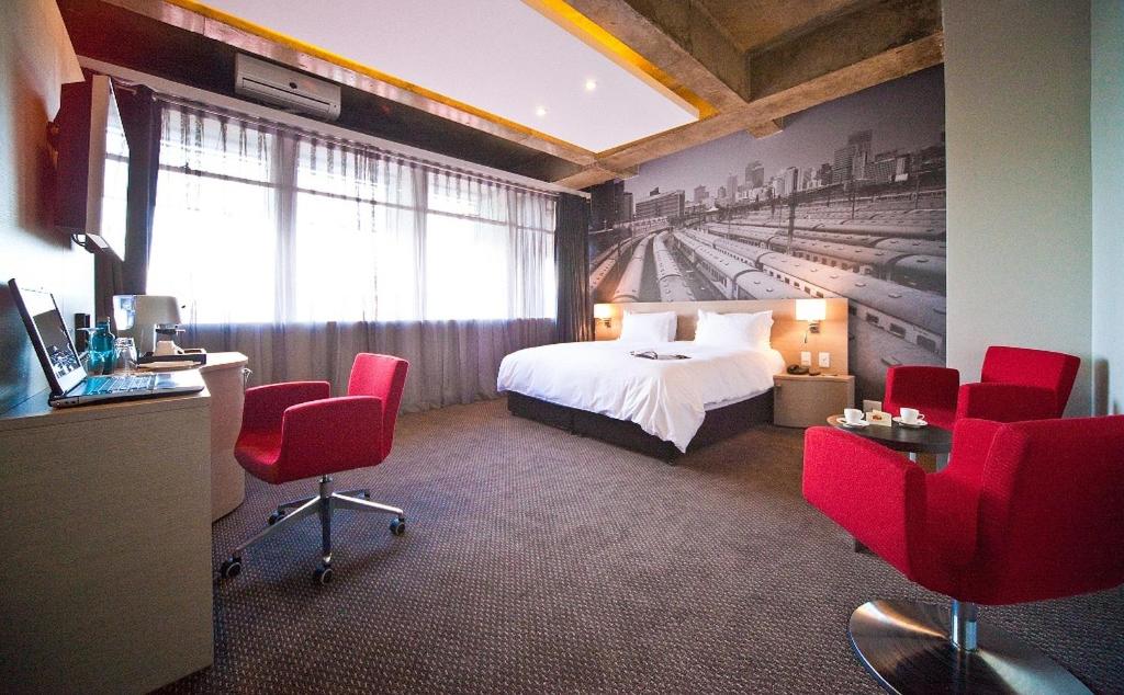 Reef Hotel - Johannesburg photo
