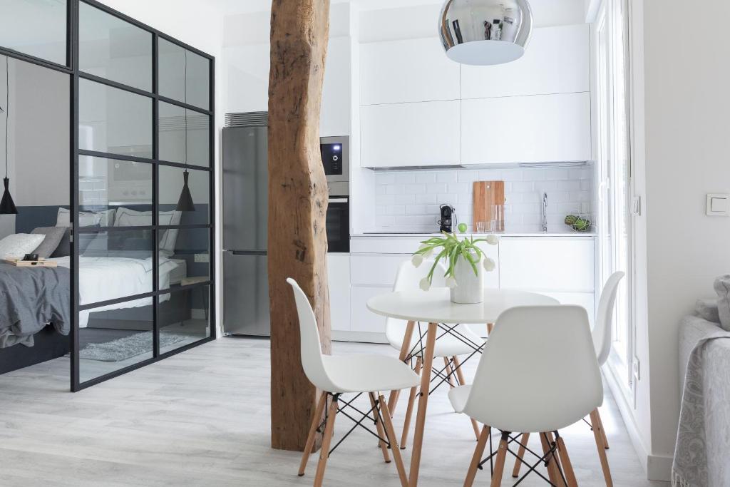 Chic Moraza by Chic Donosti - 2