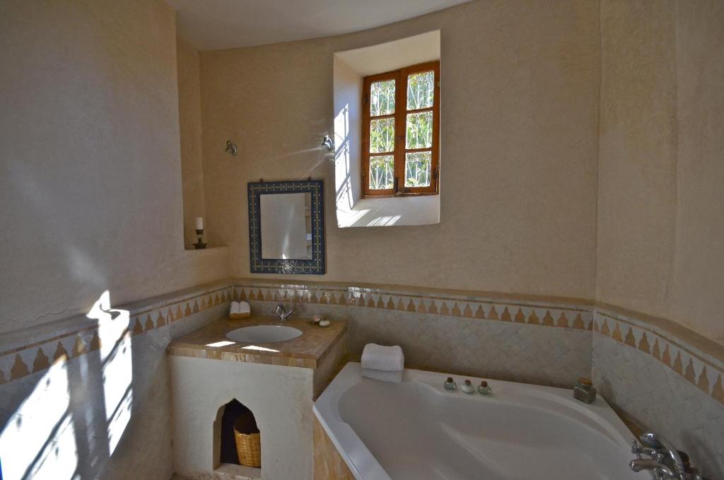 Dar Roumana photo