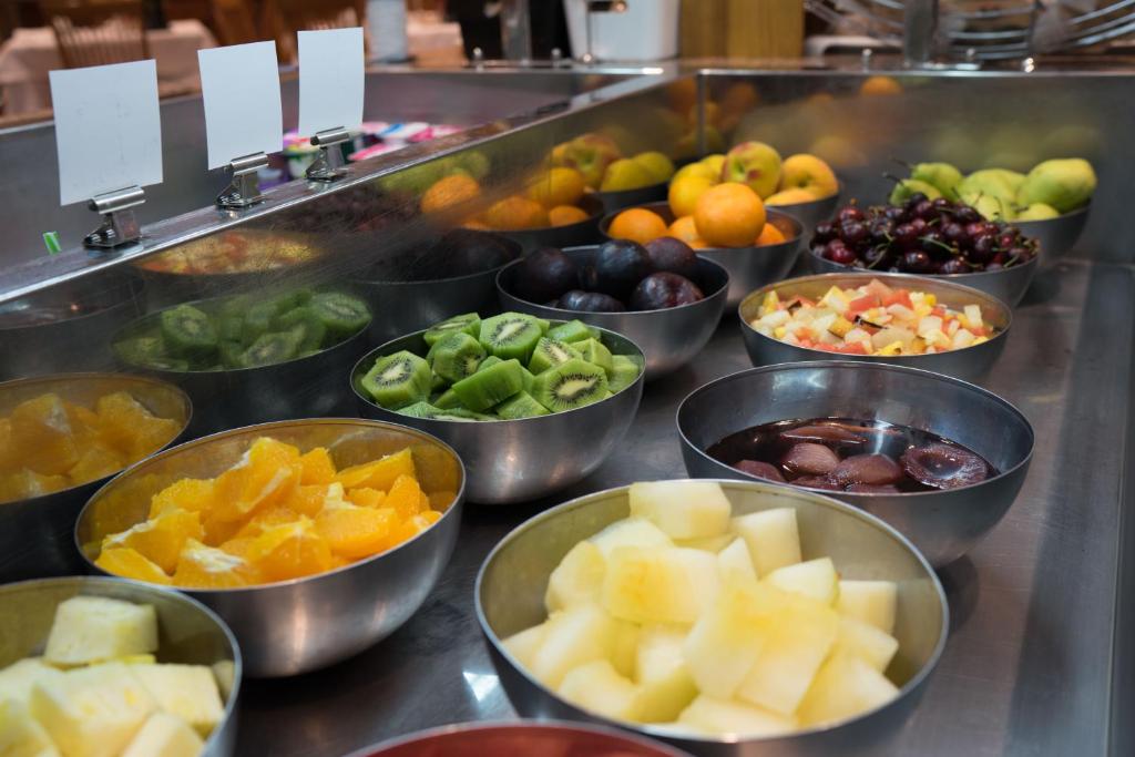 Parador De Cordoba Photo 16