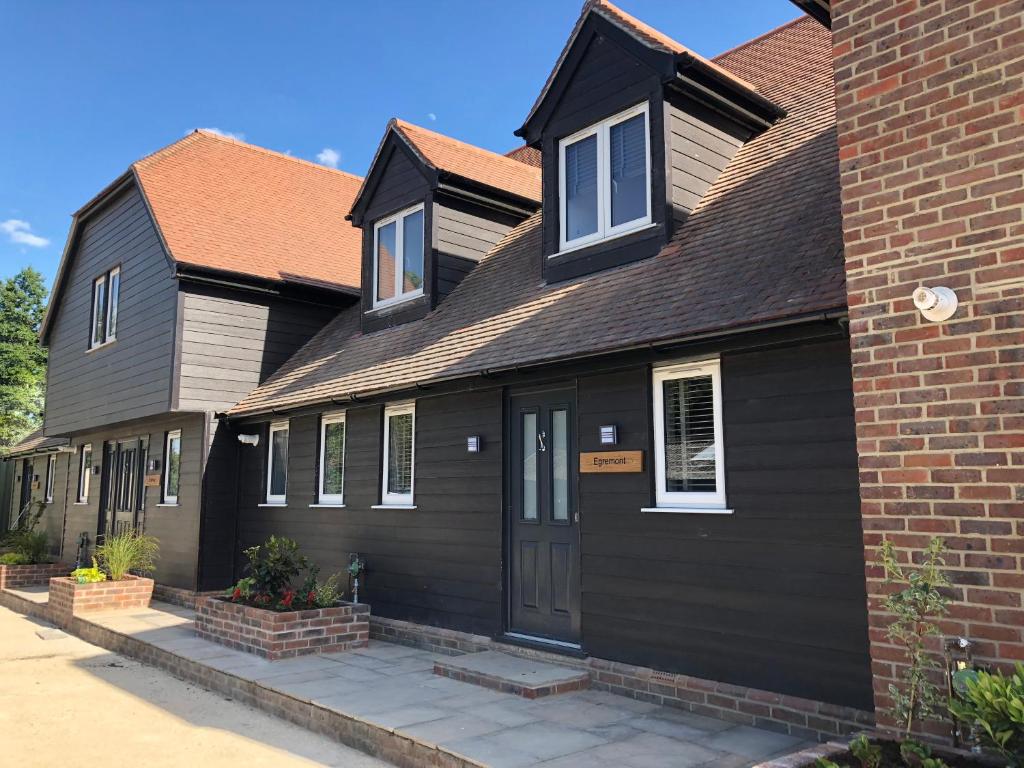 The Cottages at Crouchers Orchards photo