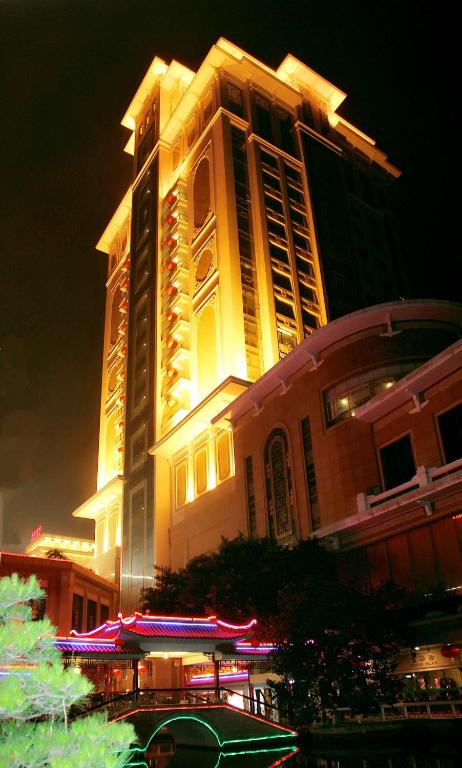 Hotel Exterior Image