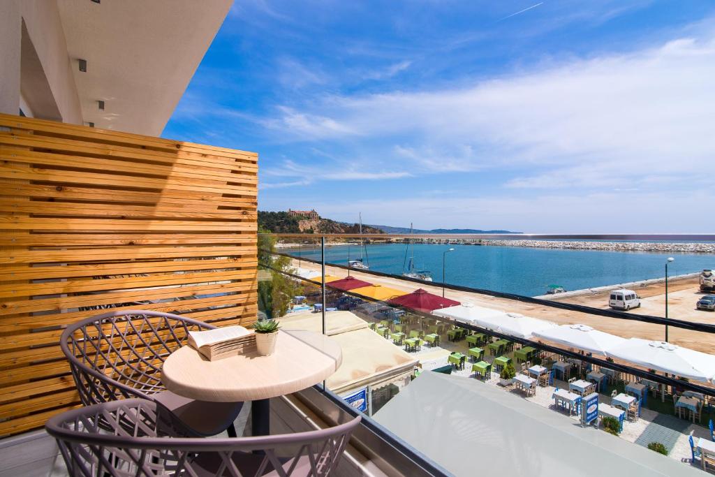 Molos Hotel — Hotel in Thassos