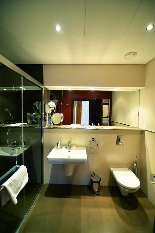 Nane Hotel photo