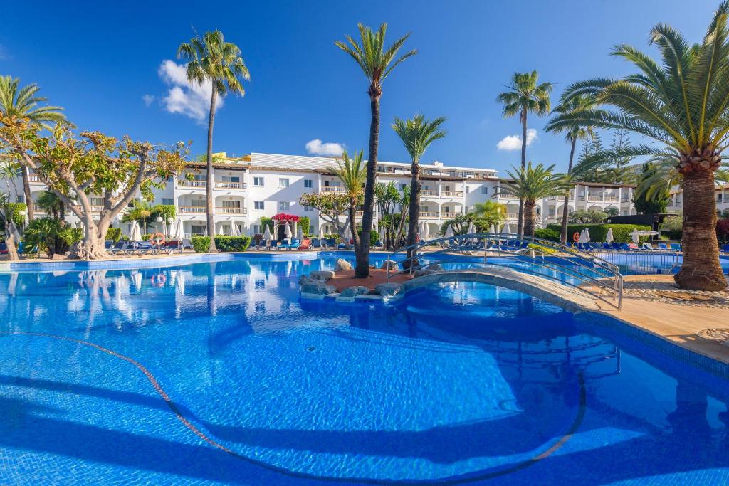 Alcudia Garden Aparthotel — Hotel in Majorca