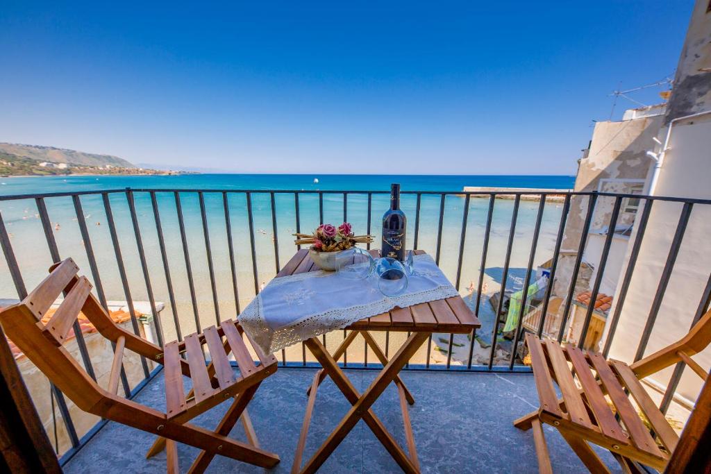 Marechiaro House — Hotel in Cefalu
