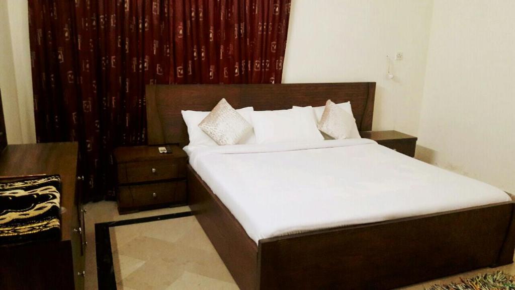 Islamabad Royal Inn photo