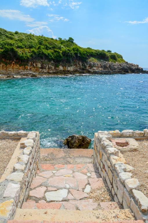 Heaven Beach Sarande photo