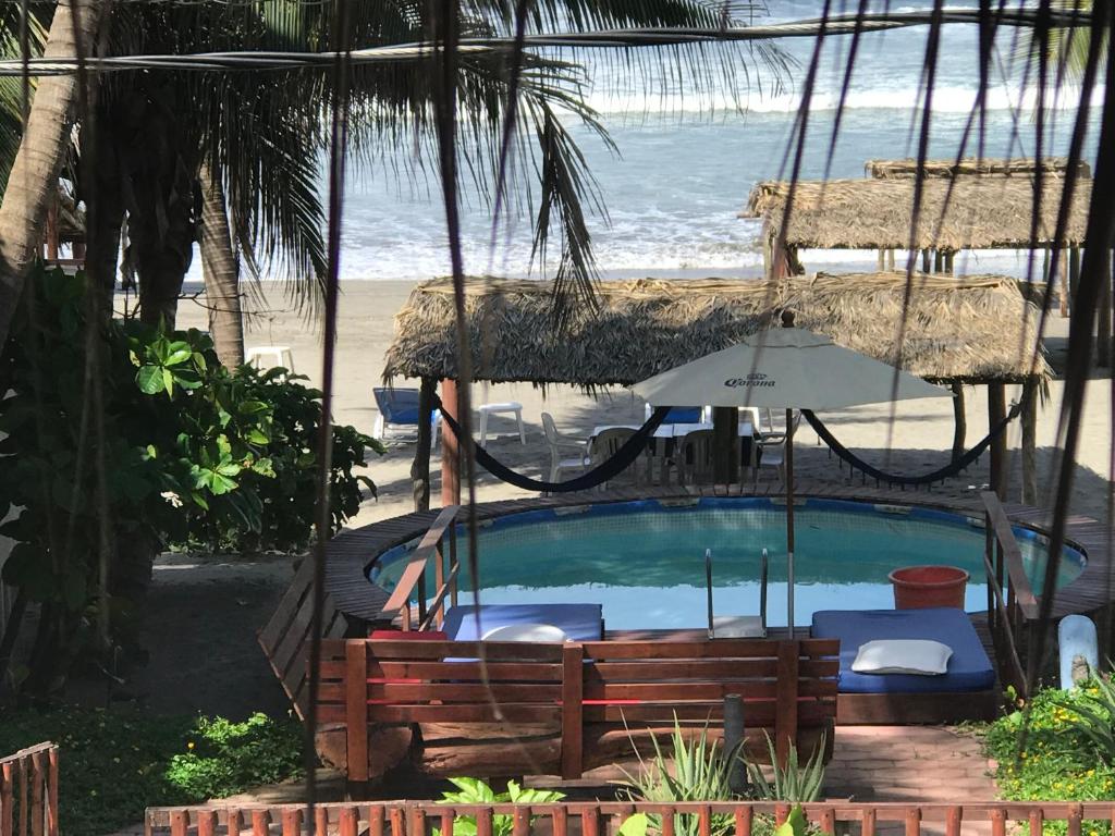 Casa de las Olas Surf & Beach Club - 1