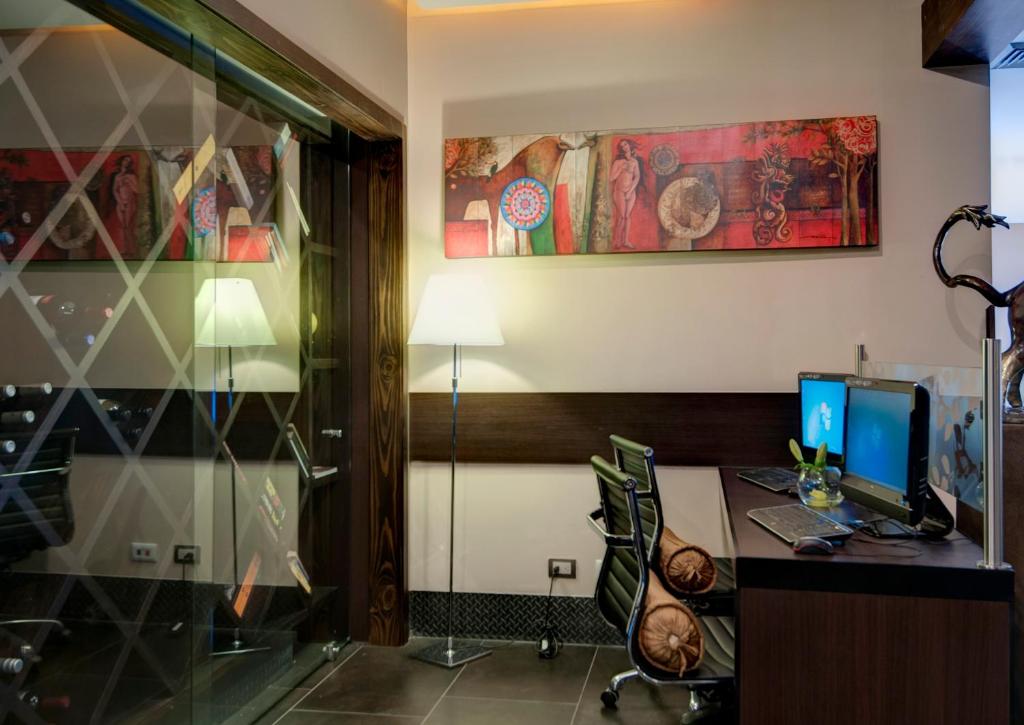 Business center