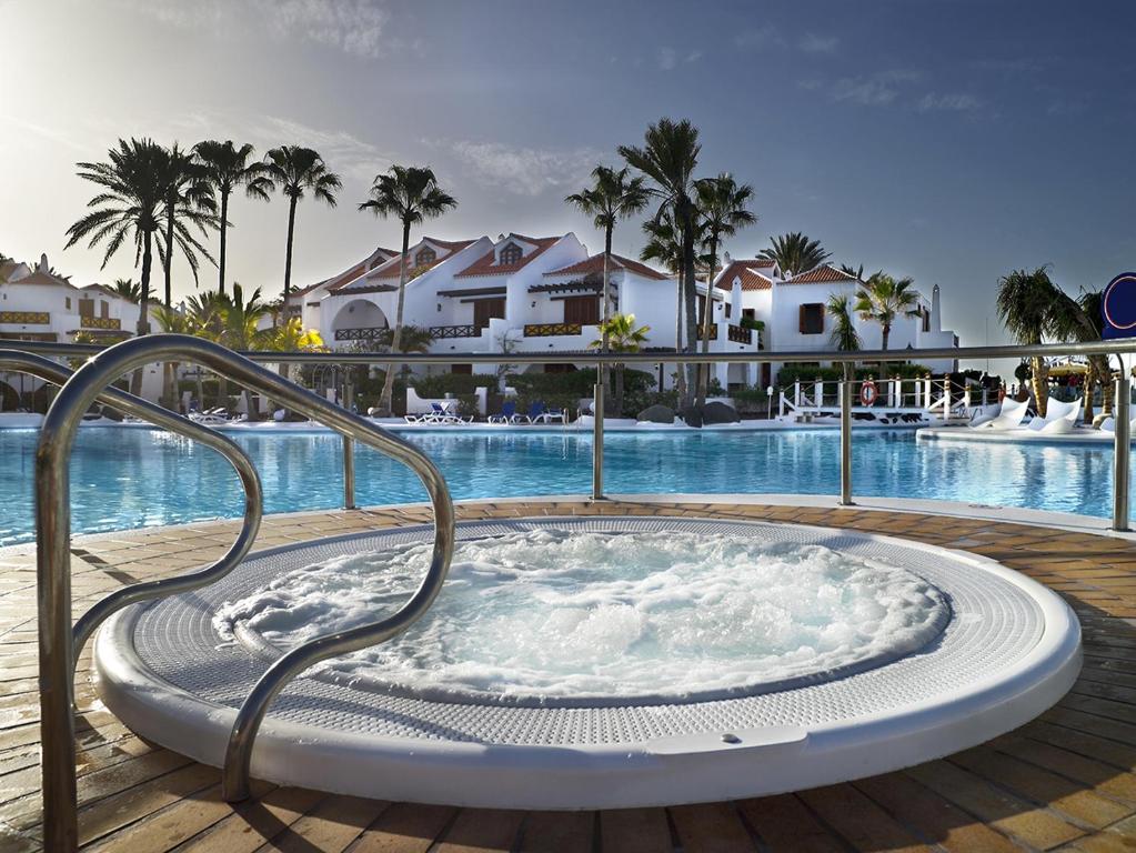 Seafront New Modern, Playa de las Americas