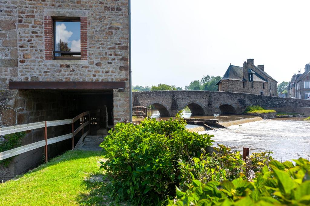 Best Western Le Moulin De Ducey Photo 16