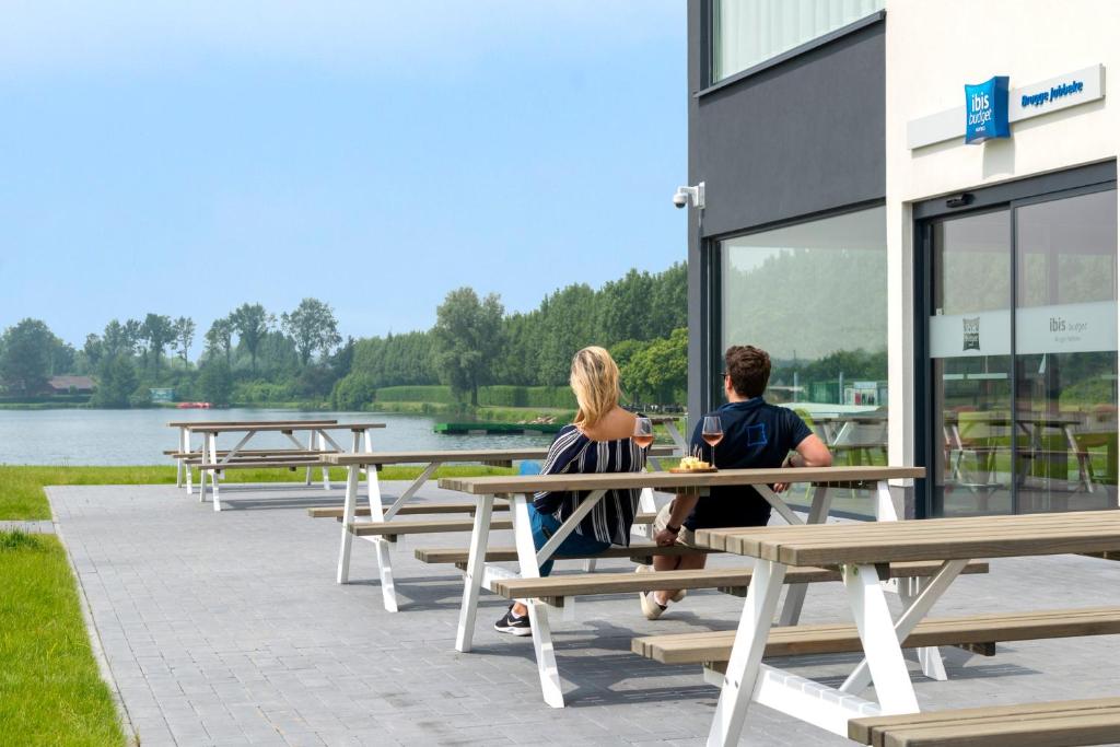 Ibis Budget Brugge Jabbeke photo